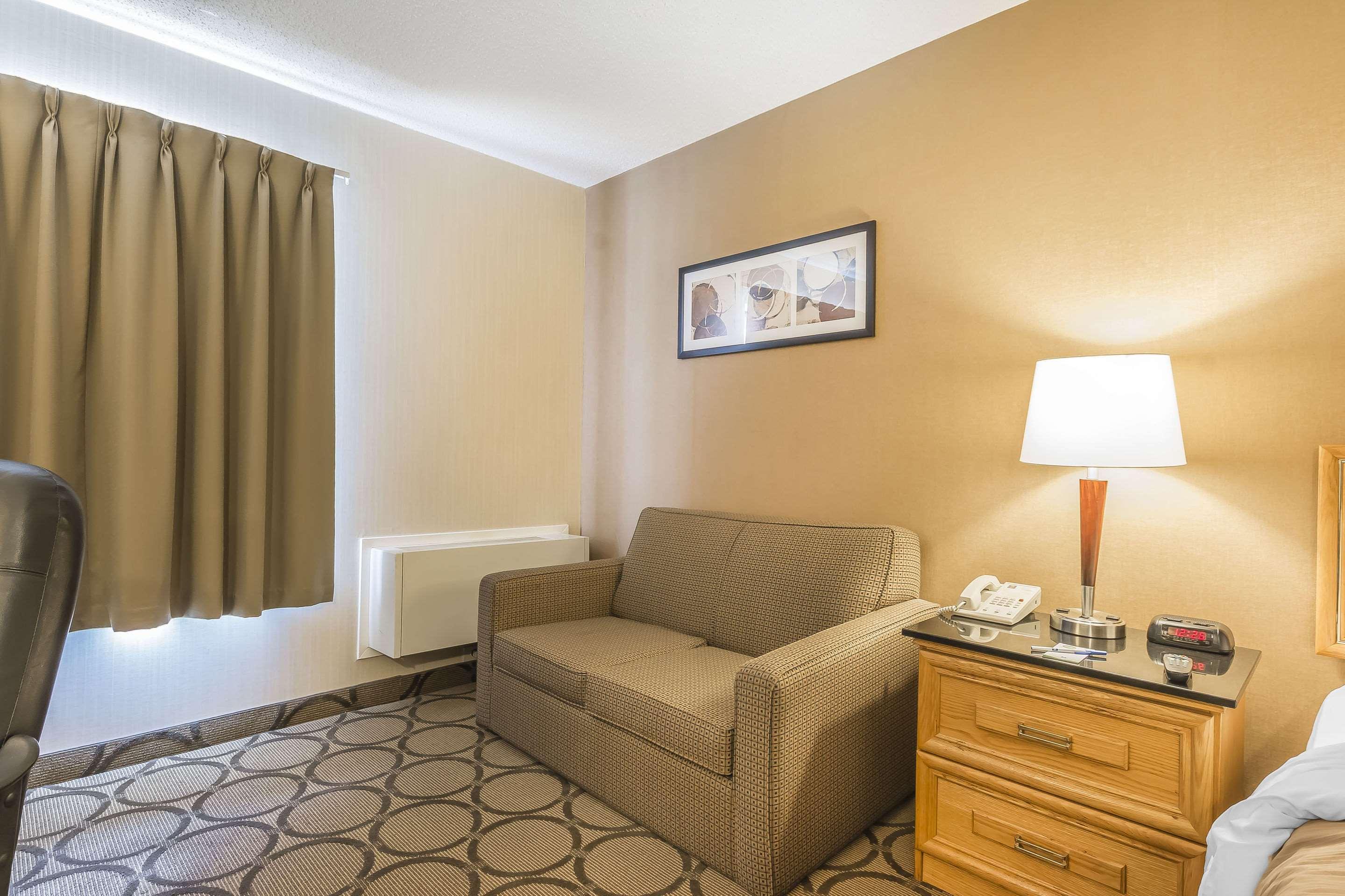 בלוויל Comfort Inn מראה חיצוני תמונה