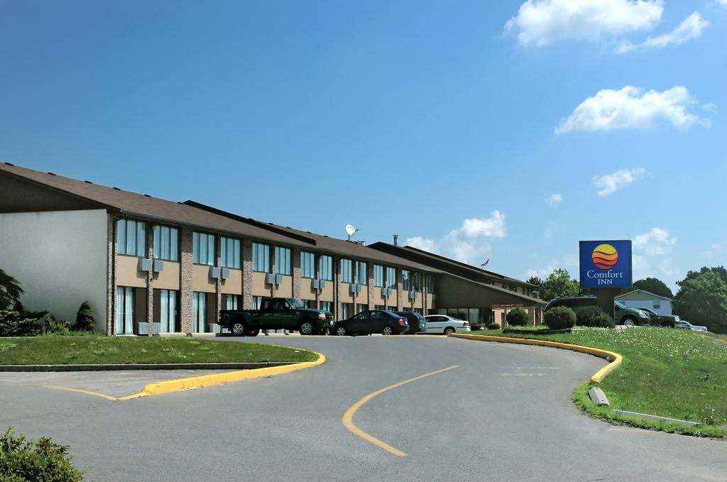 בלוויל Comfort Inn מראה חיצוני תמונה