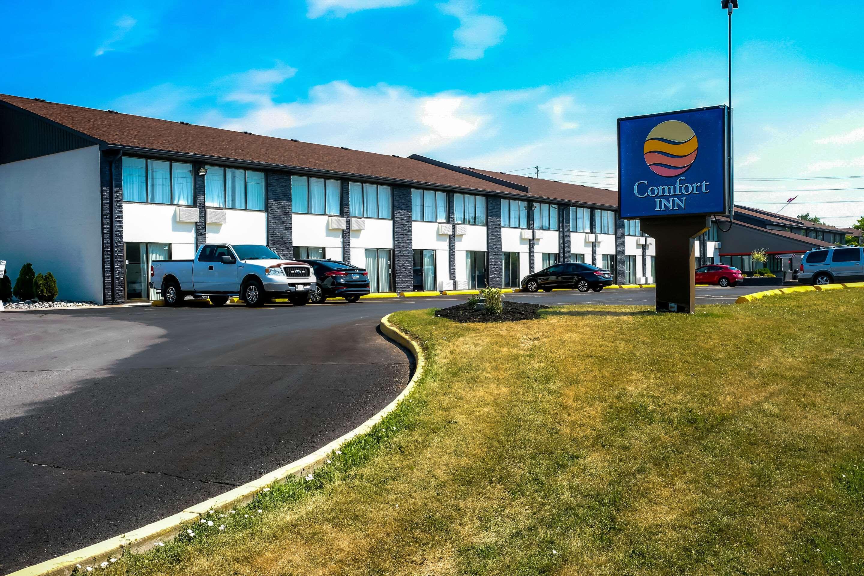 בלוויל Comfort Inn מראה חיצוני תמונה