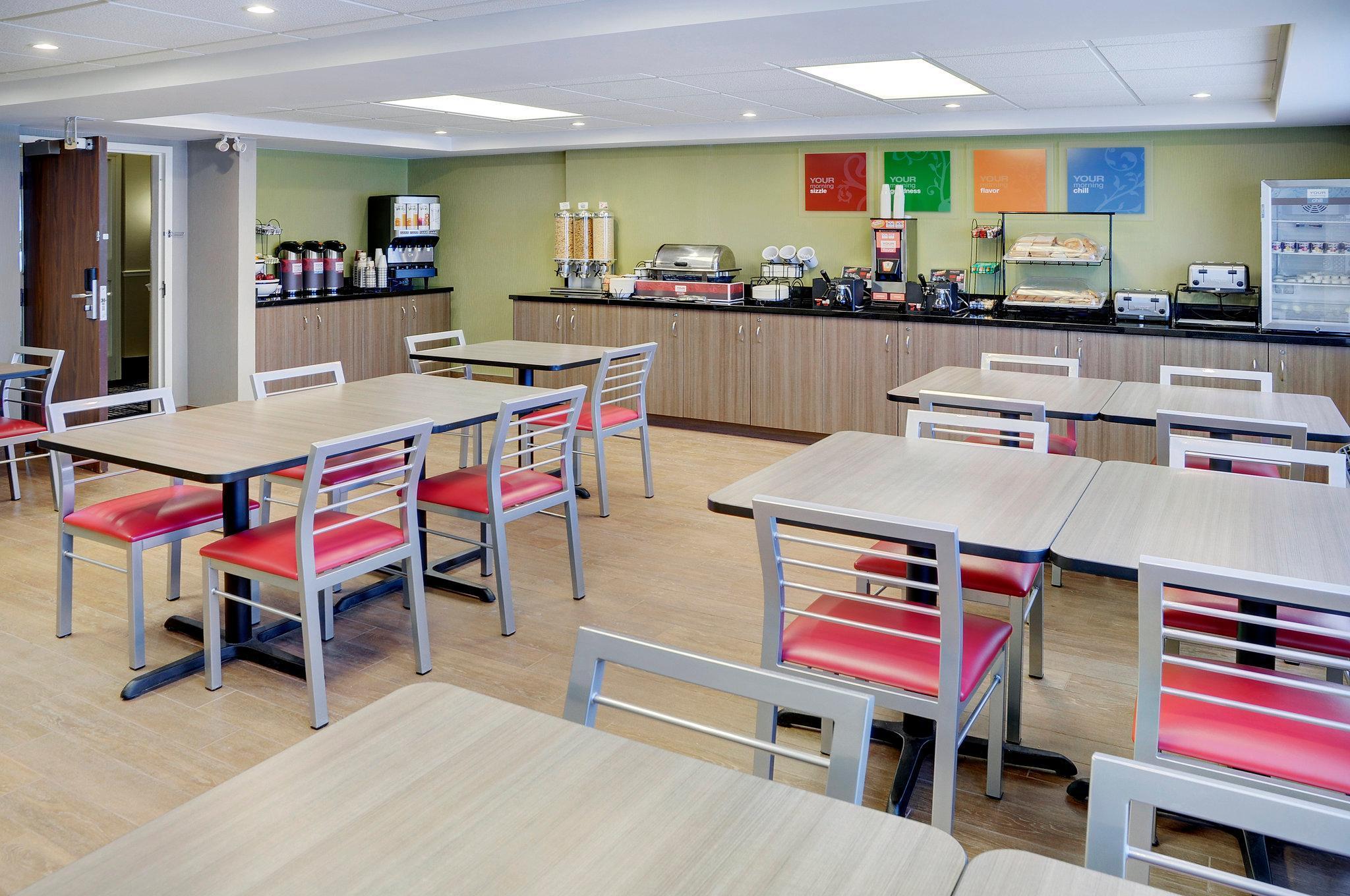 בלוויל Comfort Inn מראה חיצוני תמונה