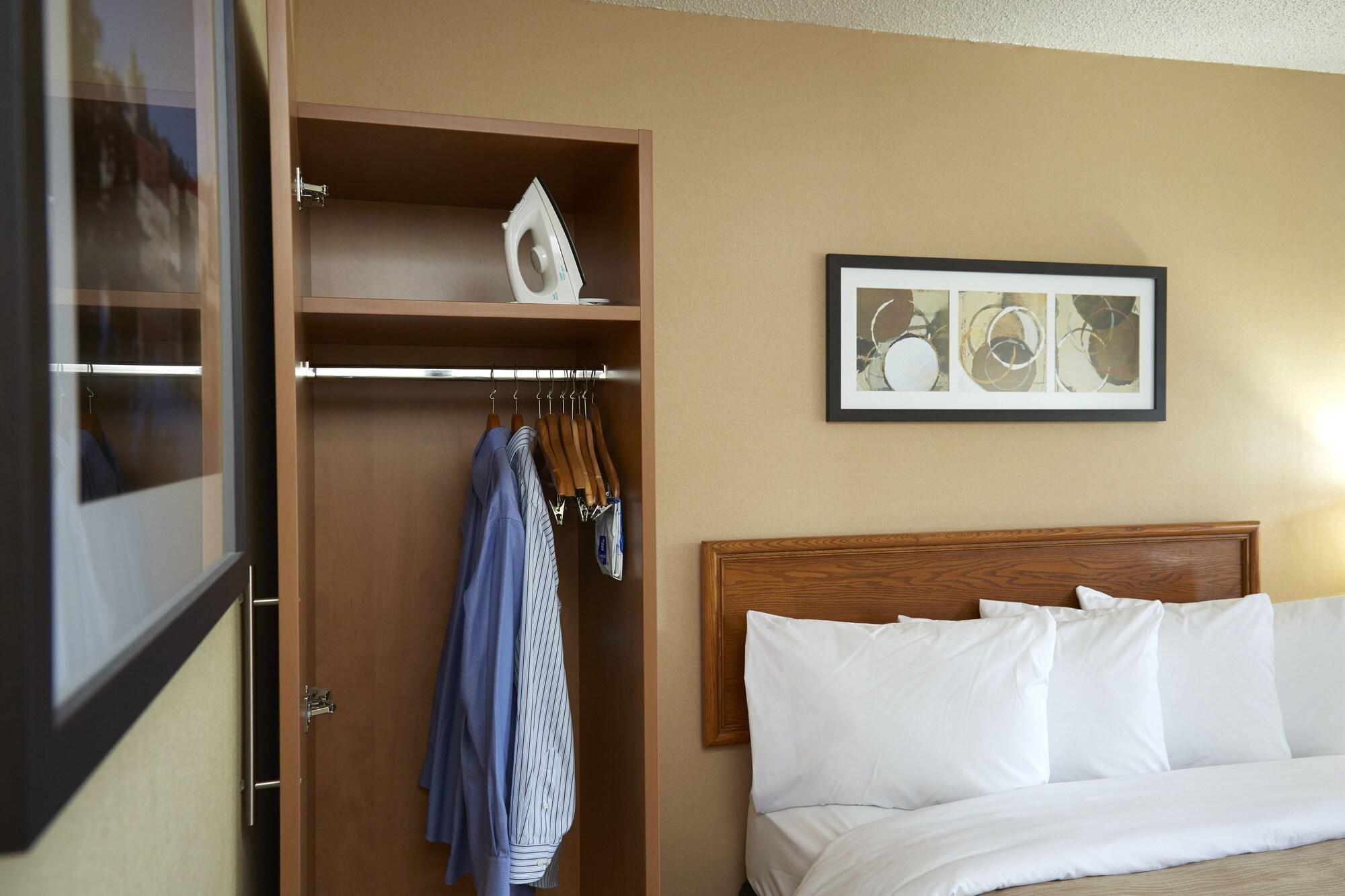 בלוויל Comfort Inn מראה חיצוני תמונה