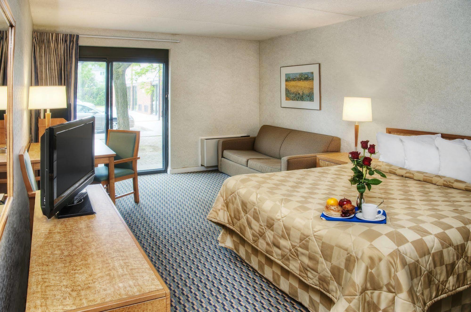 בלוויל Comfort Inn מראה חיצוני תמונה